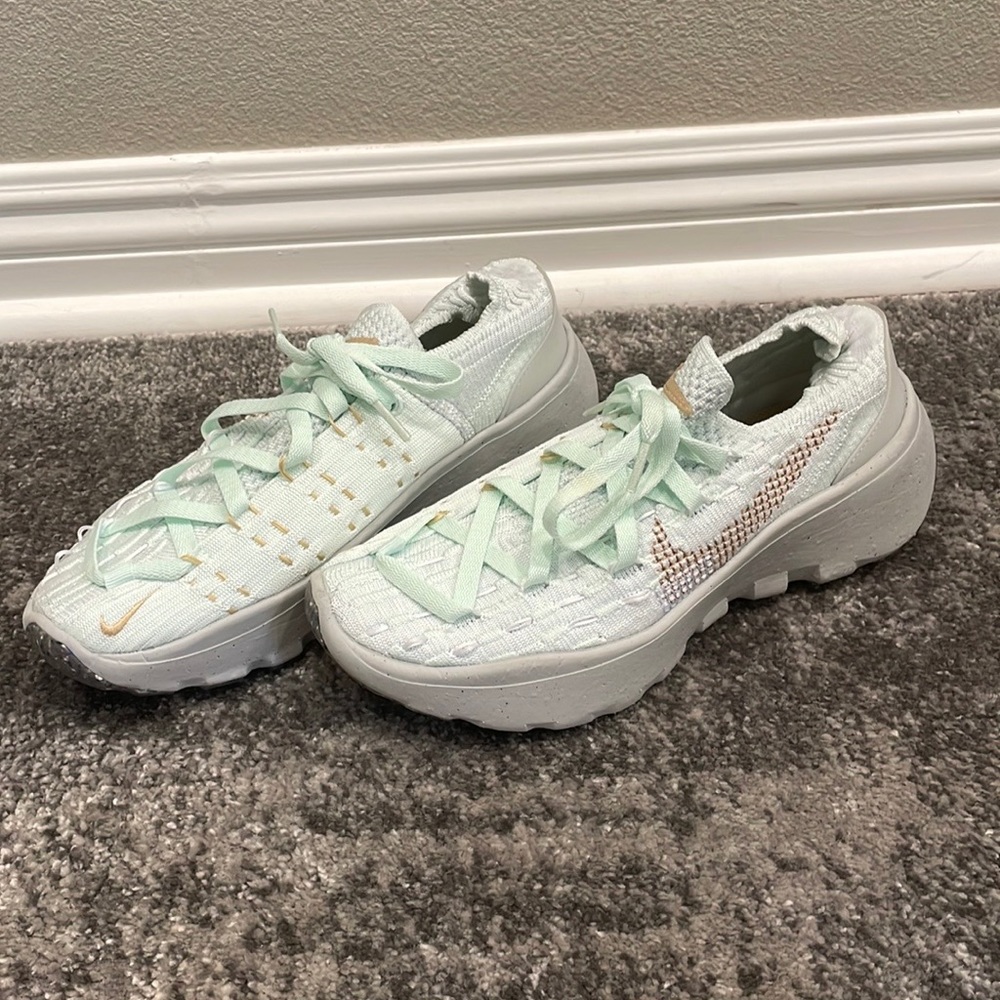 Nike Space Hippie 04 wmns 7.5